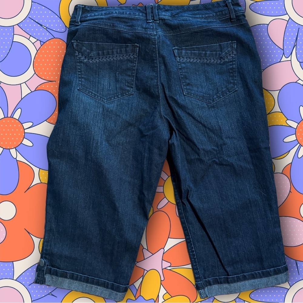 Gloria Vanderbilt Skimmer Jeans Shorts size 10 - Picture 2 of 4